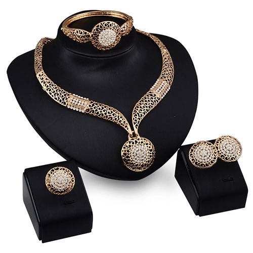 Jewel - תכשיטים ויהלומים סטים Women New Fashion Wedding Party Rhinestone Necklace Bracelet Ring Earrings Set